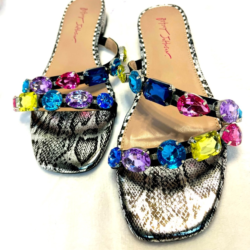 Size: 9 1/2
Brand: Betsey Johnson
Color: Multicolor 
Style: Gemstone Sandals